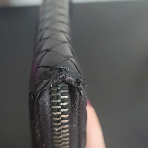 Bottega Veneta Intrecciato  leather  Long Wallet - Picture 9 of 16